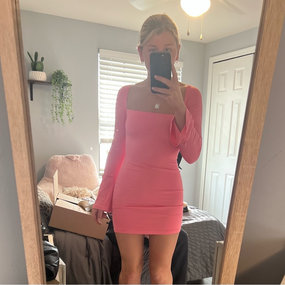 Pink dress - Lucy In The Sky